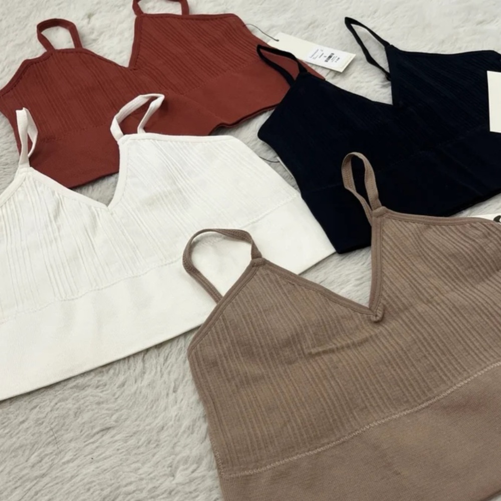 Francesca’s crop-top/bralette bundle - Picture 4 of 5